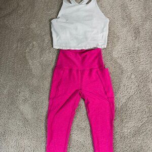 Beyond Yoga Spacedye 3/4 length hot pink yoga pants leggings with pockets